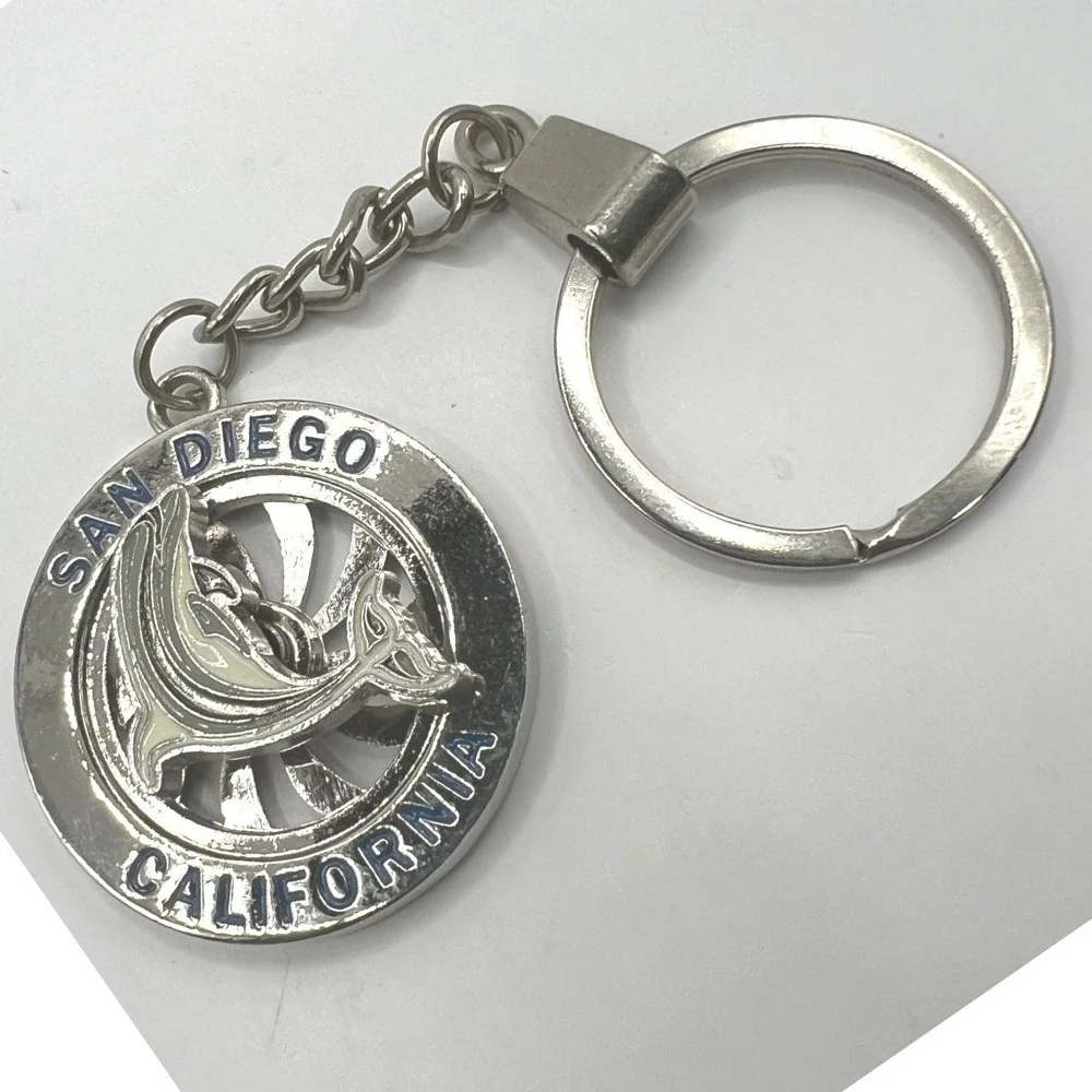 San Diego California Dolphin‎ Keychain Spinning Porpoise Center